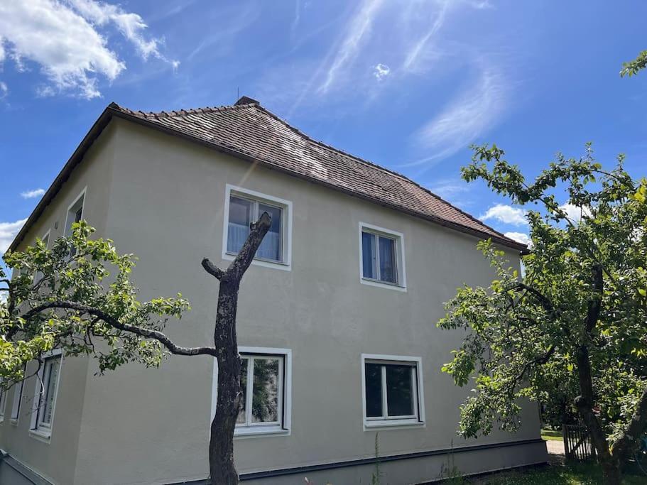 Wunderschoene Wohnung In Perfekter Lage Hilpoltstein Extérieur photo